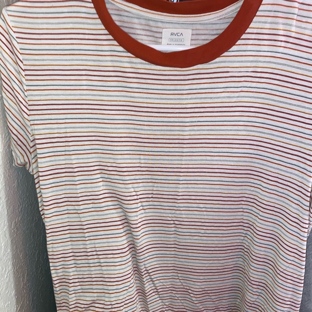 Small Women’s Tee